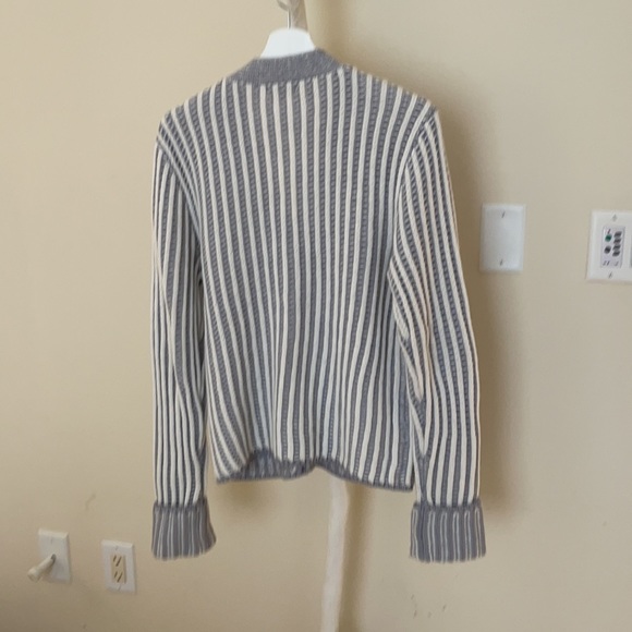 Roller Rabbit cardigan - Picture 3 of 5